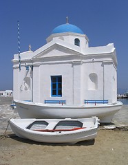 Image showing Boats next to seaside church, Mykonos, Greece