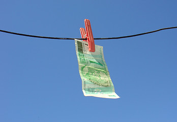 Image showing Money drying