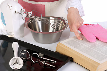 Image showing housewife preparing