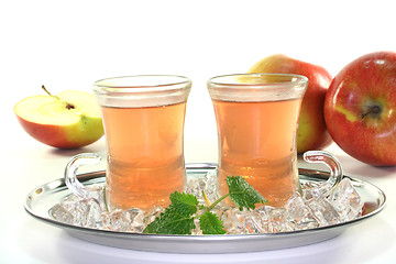 Image showing Apple iced tea