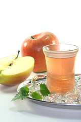 Image showing Apple iced tea