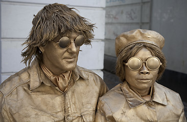 Image showing Golden mime couple