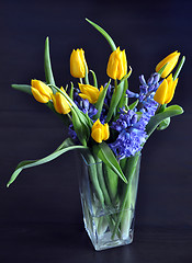 Image showing Spring flower bouquet