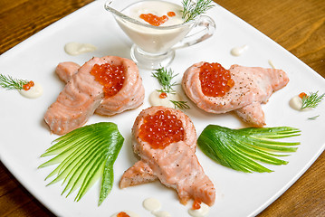 Image showing roasted salmon filet with red caviar