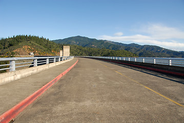Image showing Shasta Dam road