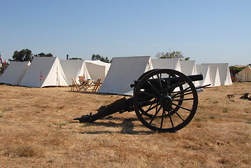 Image showing Union camp & cannon