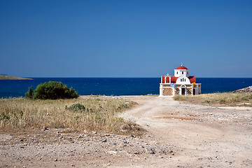 Image showing White and red church