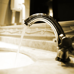 Image showing Hotel bathroom