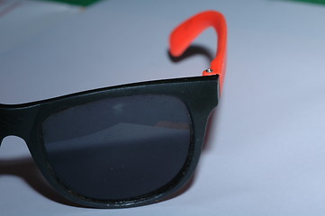 Image showing cheap sunglasses