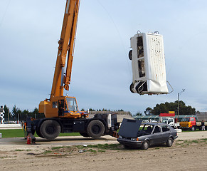 Image showing Demolition Stunt