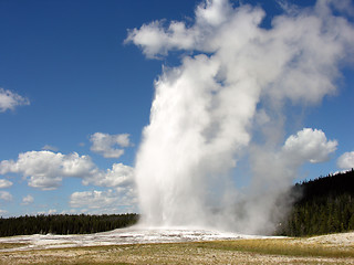 Image showing Old Faithful, Yellowstone National Park
