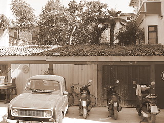 Image showing Private motor-vehicle pool in courtyard