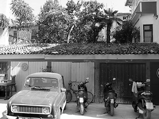 Image showing Private motor-vehicle pool in courtyard