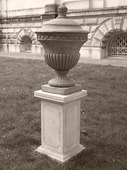 Image showing Urn