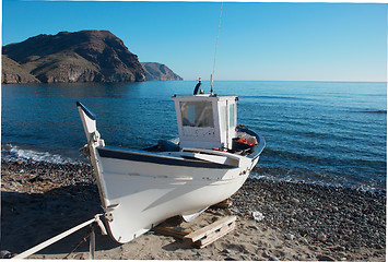 Image showing Smal trawler