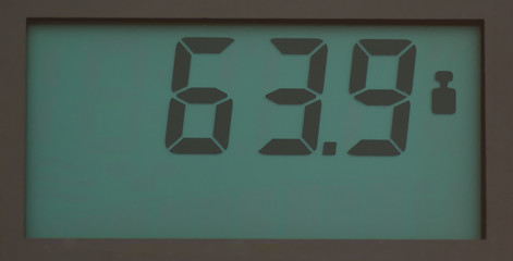 Image showing Scale showing 63.9 kg