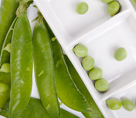 Image showing Peas isolated on White