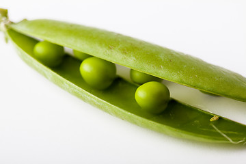 Image showing Peas isolated on White