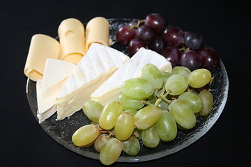 Image showing Cheese and grapes