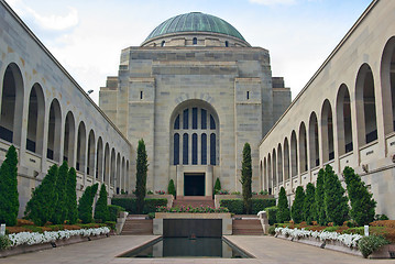 Image showing war memorial canberra