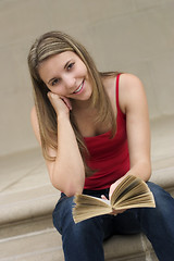 Image showing Girl Reading