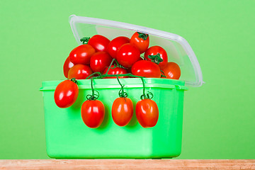 Image showing container with fresh tomatoes