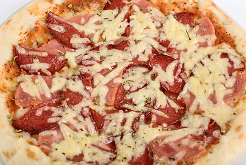 Image showing Salami pizza closeup