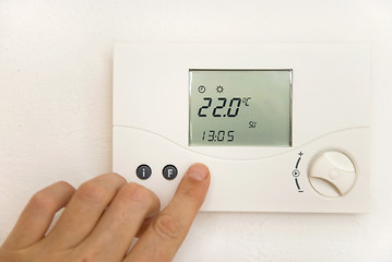 Image showing room thermostat