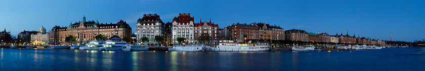 Image showing Strandvagen (Ostermalm) - night panorama