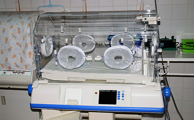 Image showing incubator in hospital