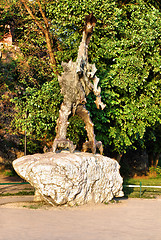 Image showing Wawelski dragon statue