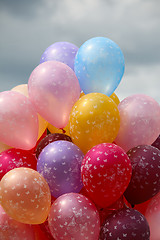 Image showing Colourful air balloons.