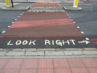 Image showing Look Right sign