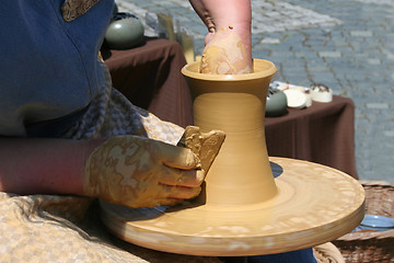 Image showing Do pottery