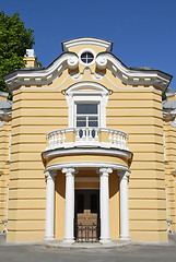 Image showing Colonnade and Balcony