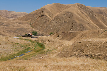 Image showing Brown hills