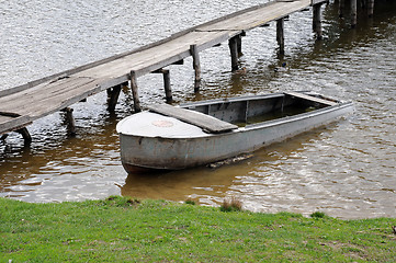 Image showing Old Boat at the Old Walkway