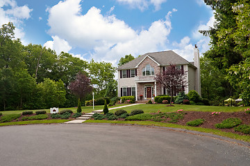 Image showing House On a Culdesac