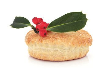 Image showing Mince Pie and Holly