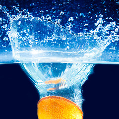 Image showing lemon and water