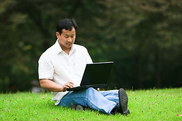 Image showing man using laptop