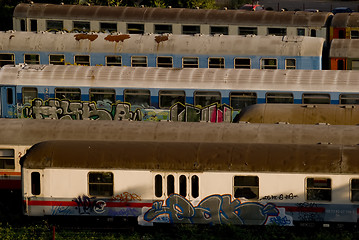 Image showing cars resting