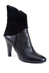 Image showing Black leather feminine shoe
