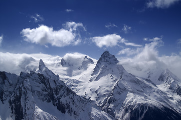 Image showing Mountains in cloud