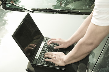 Image showing man using laptop