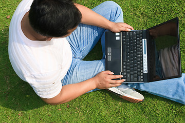 Image showing man using laptop