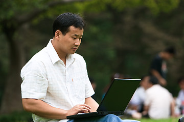 Image showing man using laptop