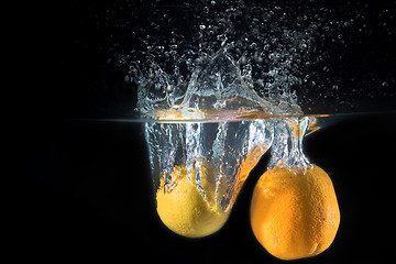 Image showing lemon and water