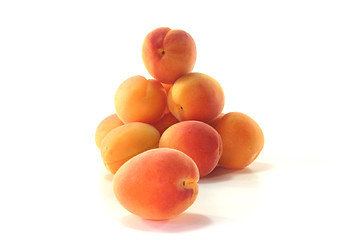 Image showing apricots