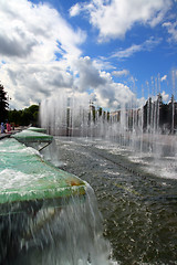 Image showing beautiful fountain under sky